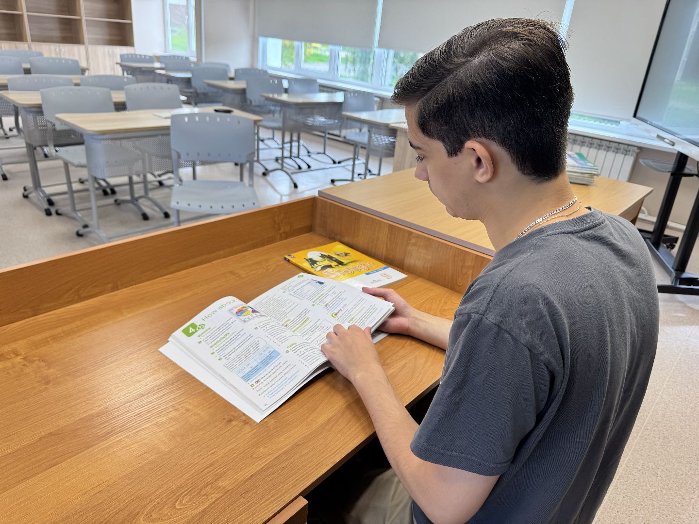 шаховская, новый учитель, новый учитель в школе, молодой специалист,