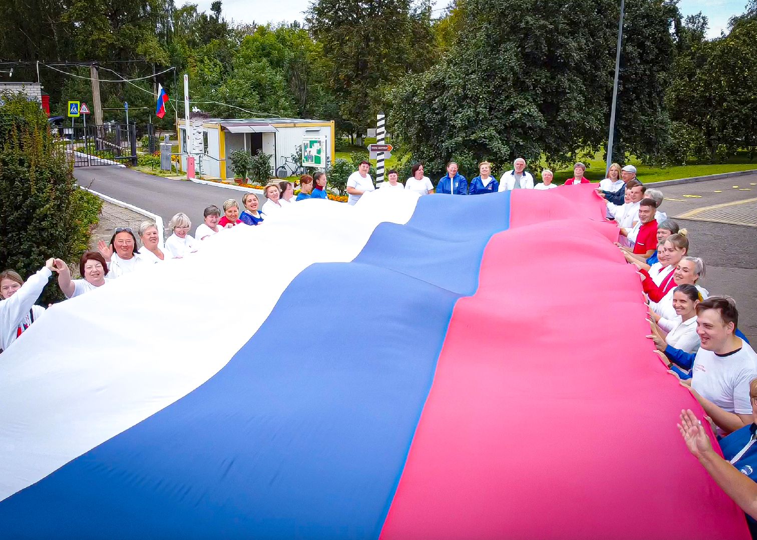 клин, общество, волонтеры, день флага россии, подмосковье,