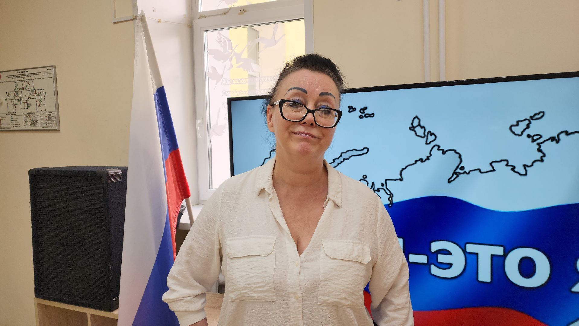 вертикалки, активное долголети, пушкино, день россии 2025, концерт, песни о родине, песни и танцы,любовь к родине,зрители,государственный праздник,