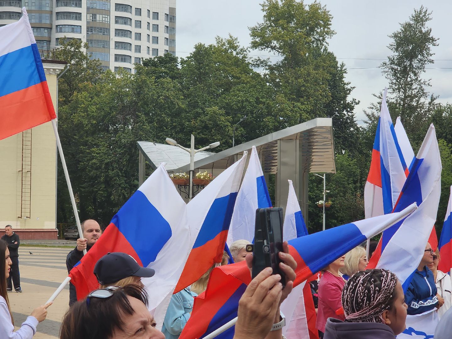 королёв, день государственного флага рф, цдк имени калинина,