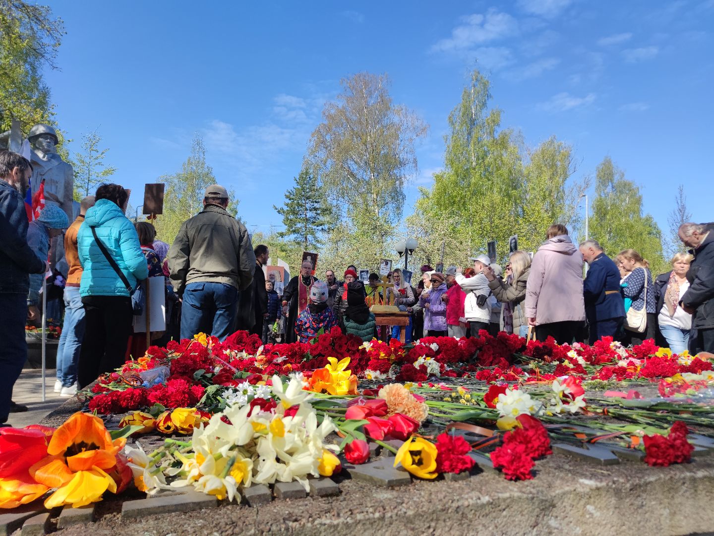 Молебен, память павших, Дубна