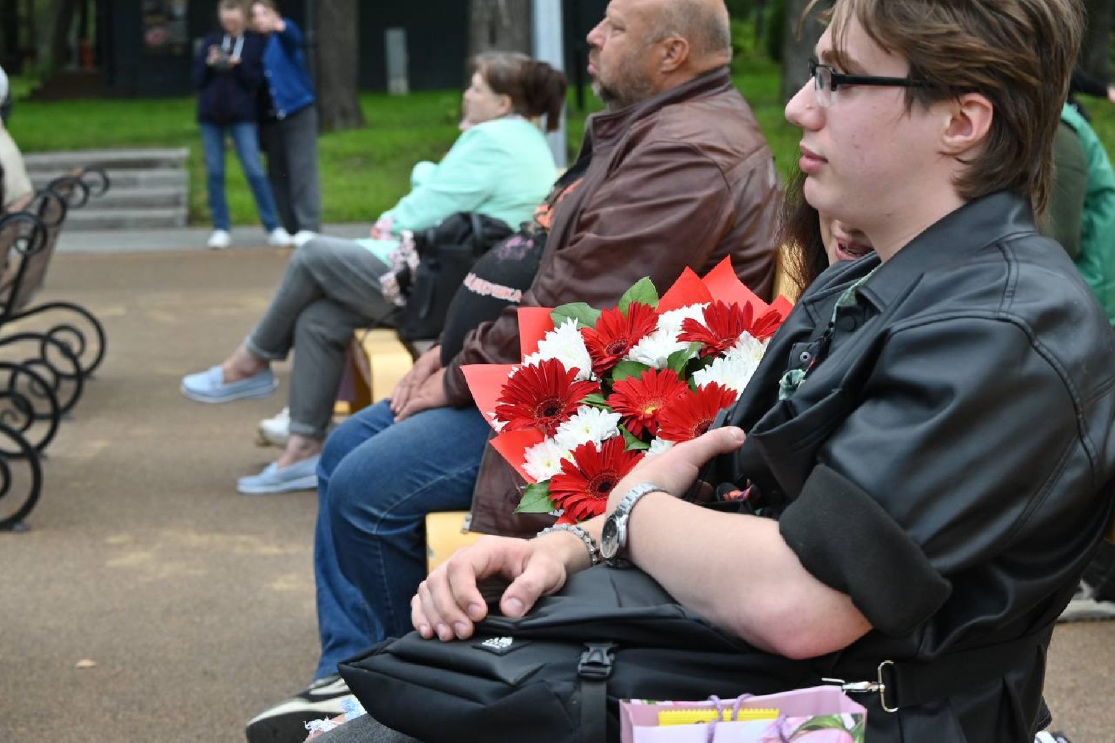 сергиев посад, сергиево-посадский городской округ, скитские пруды, парк скитские пруды, день  российского флага,