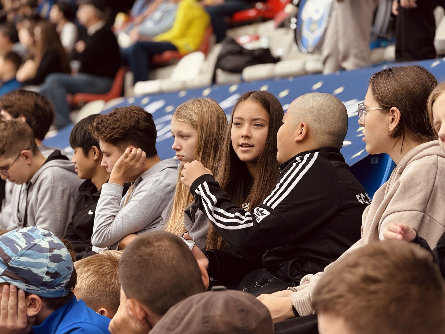 раменское, сатурн, леон сатурн, раменский сатурн, футбол, футбольные фанаты,