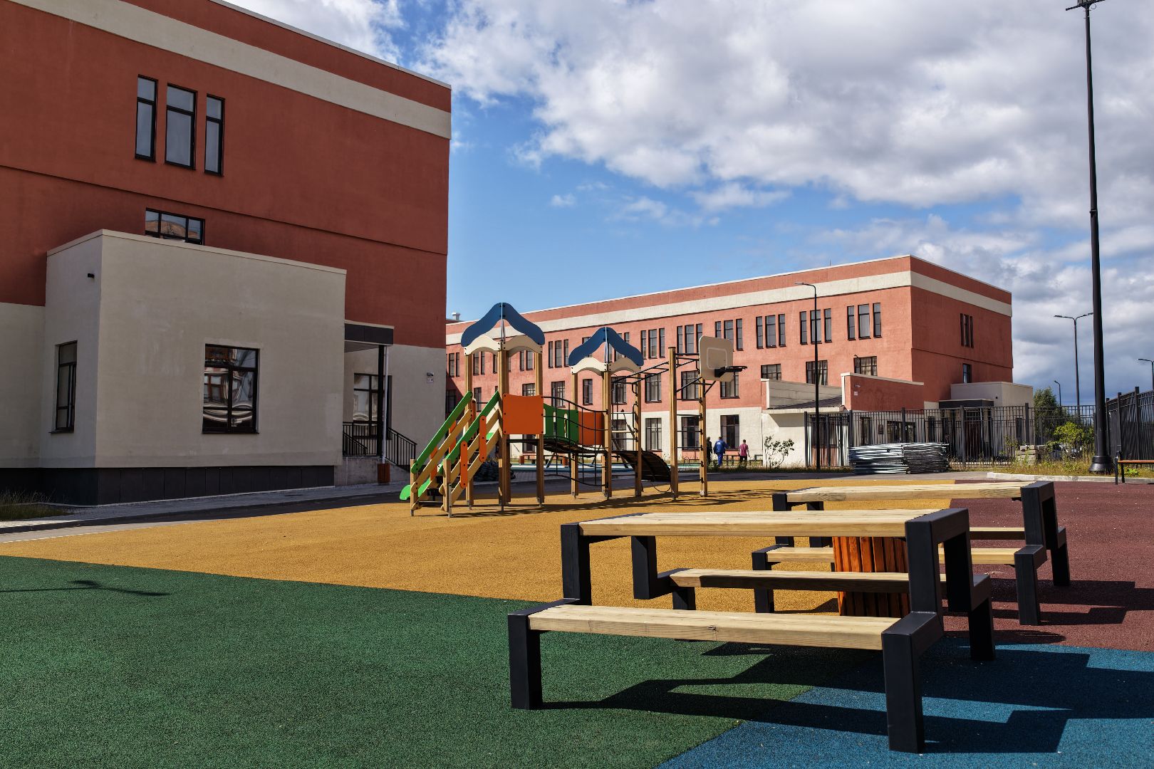 видео с коптера, школа в ЖК Митино О2, новая школа в красногорске,