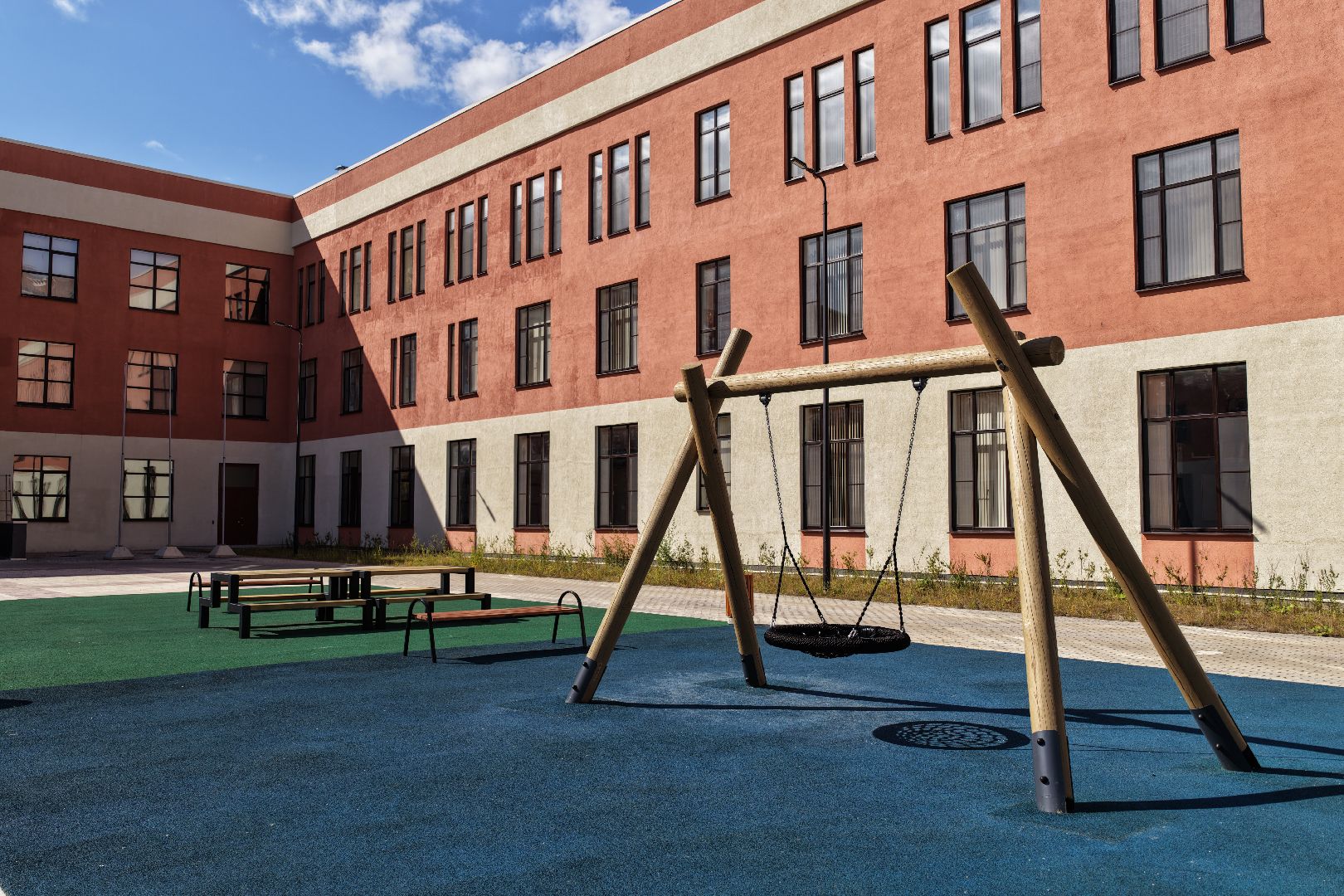 видео с коптера, школа в ЖК Митино О2, новая школа в красногорске,