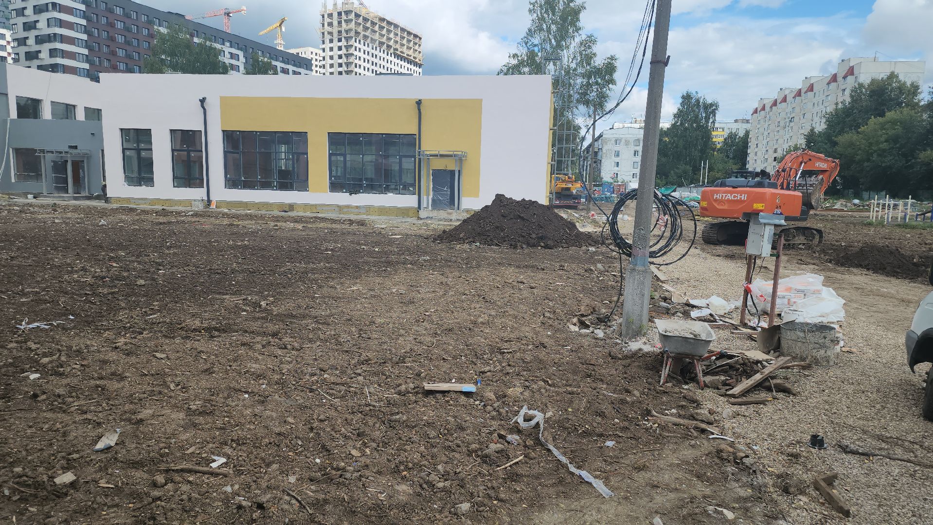 долгопрудный, школы, капремонт, робот-мойщик, благоустройство пришкольной территории,  фасад, цоколь, парты,