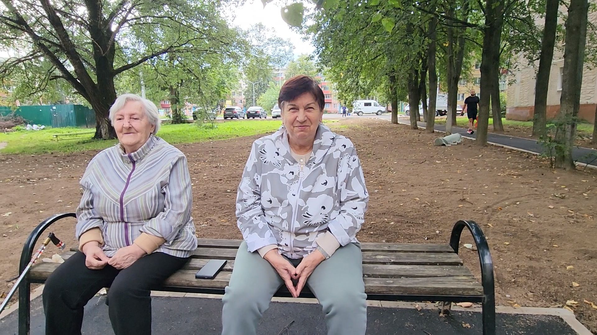 чехов, улица мира, благоустройство двора, ремонт проездов, новые пешеходные дорожки и тропинки, расширение парковок, новые автостоянки, улучшение наружного освещения, детские и спортивные площадки, дорожный ремонт, уборка территории,  озеленение двора, госпрограмма московской области, зоны отдыха, формирование комфортной городской среды,