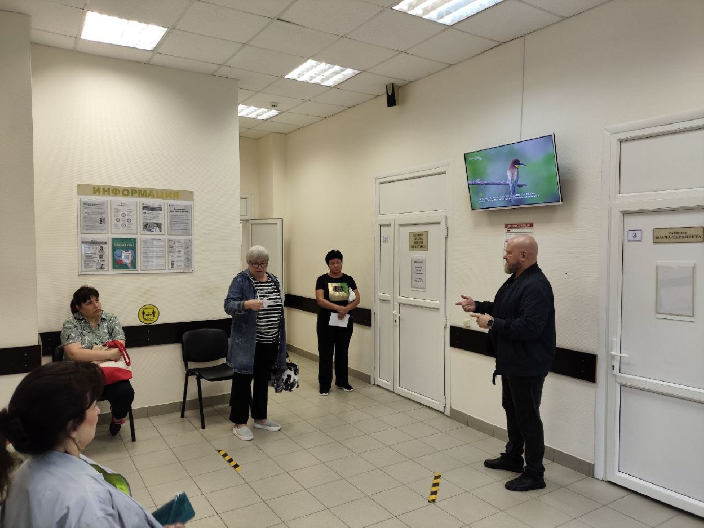 чехов, чеховская больница, поликлиника на улице пионерская 4, главный врач Андрей Попов, личный прием жителей, изменение графика приема, встречи с жителями, проект навстречу здоровью, дни участковых врачей, диалоги о здоровье, обращения граждан, льготные лекарства, запись к врачам, прикрепление к больнице, целевое обучение,