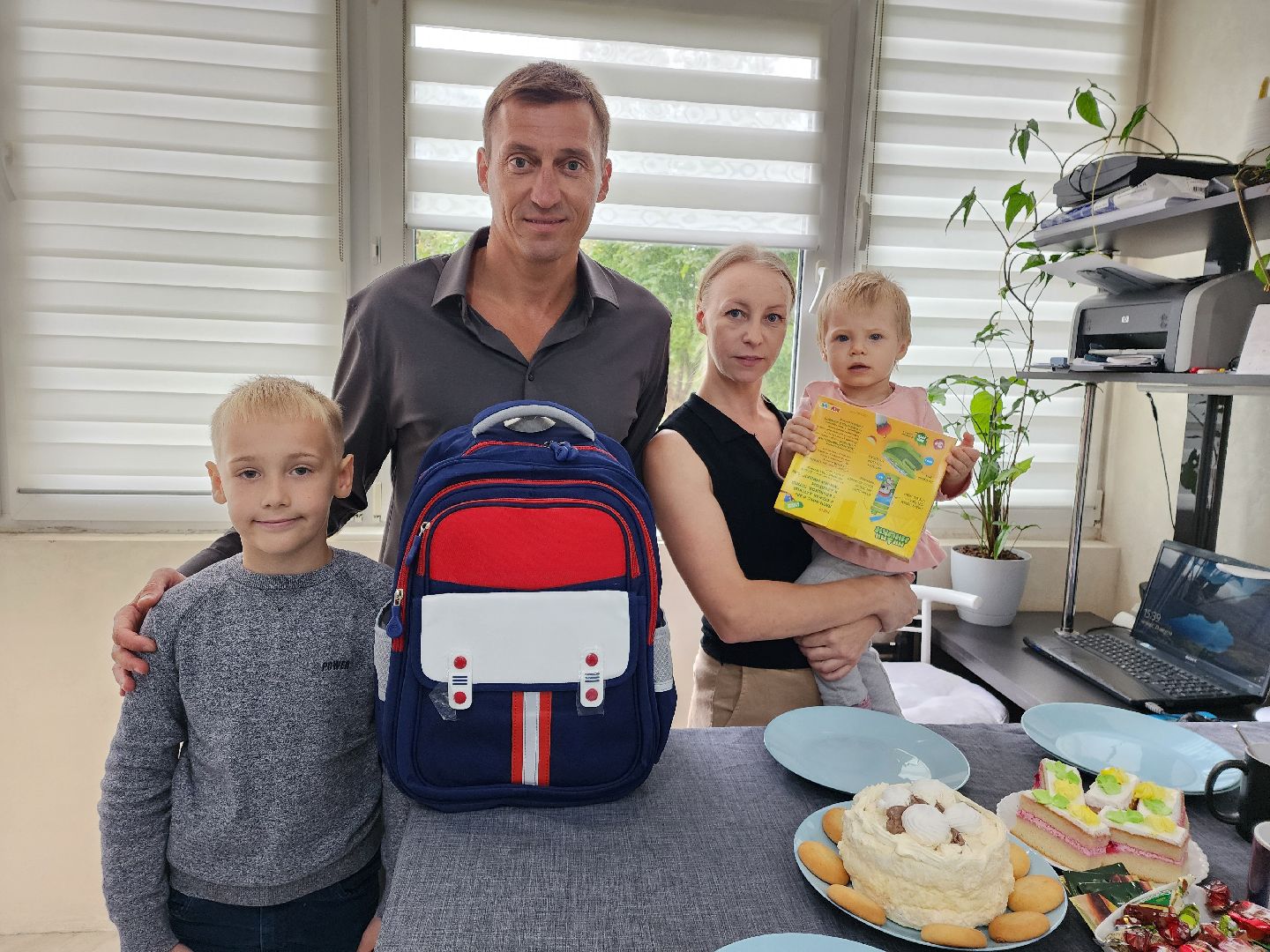 красноармейск, городской округ пушкинский, подарок губернатора, первоклассники,