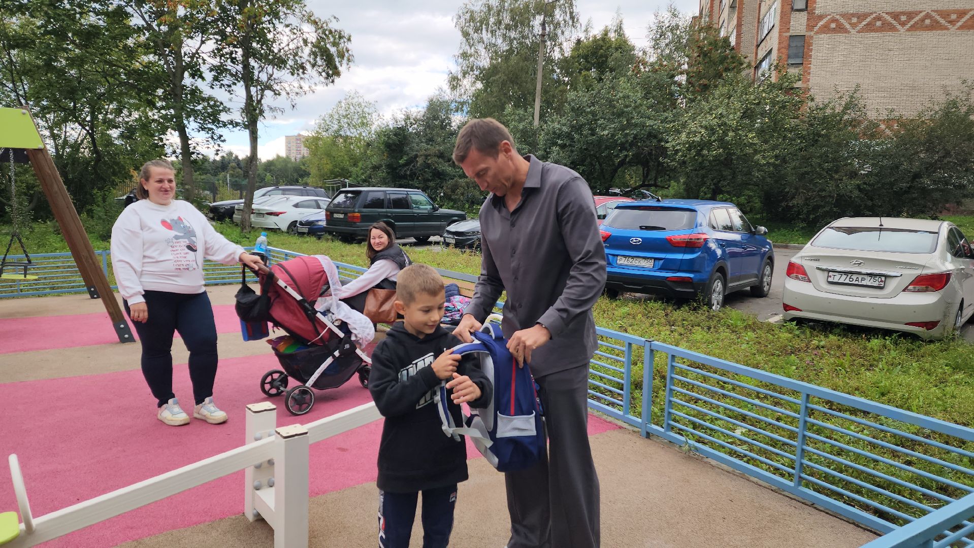 красноармейск, городской округ пушкинский, подарок губернатора, первоклассники,