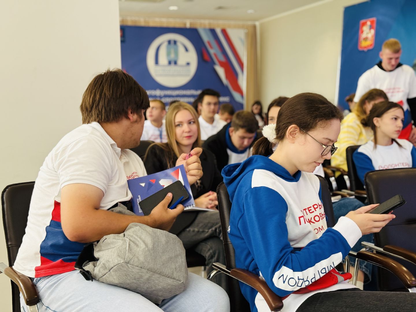 раменское, волонтеры подмосковья, молодежь, дворец спорта борисоглебский,раменский молодежный центр,