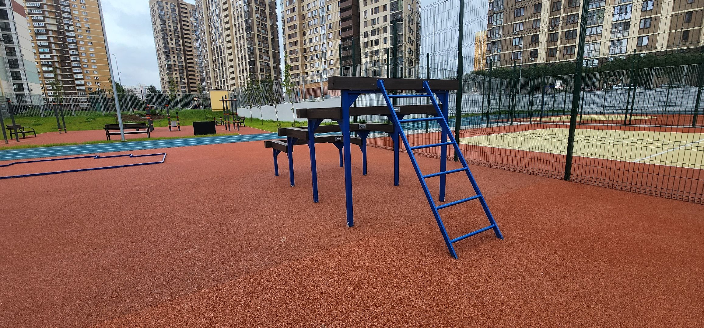 долгопрудный, школа на 550 мест, строительство, школьная библиотека, спортивная площадка, спортзал, актовый зал,