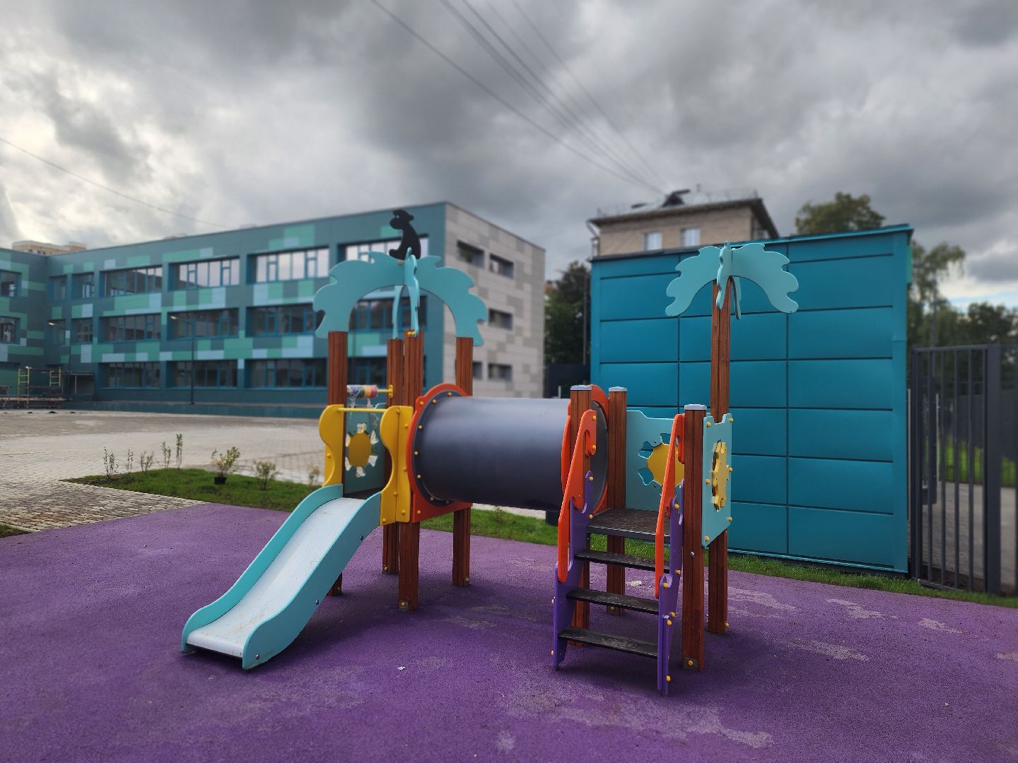 королёв, школа 1 в королеве, благоустройство территории школы королева,