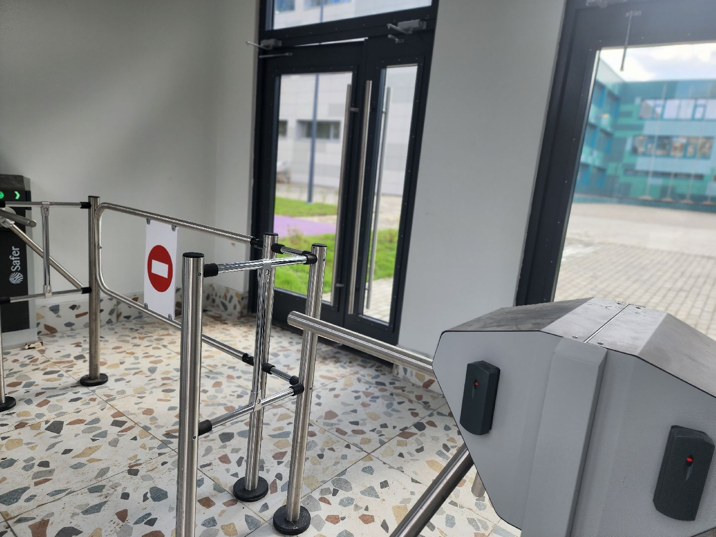 королёв, школа 1 в королеве, благоустройство территории школы королева,