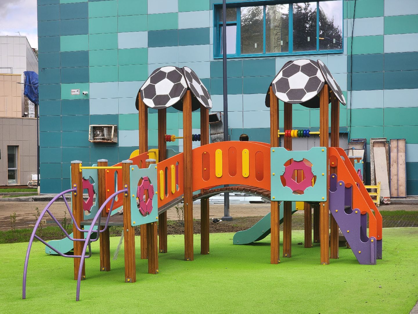 королёв, школа 1 в королеве, благоустройство территории школы королева,