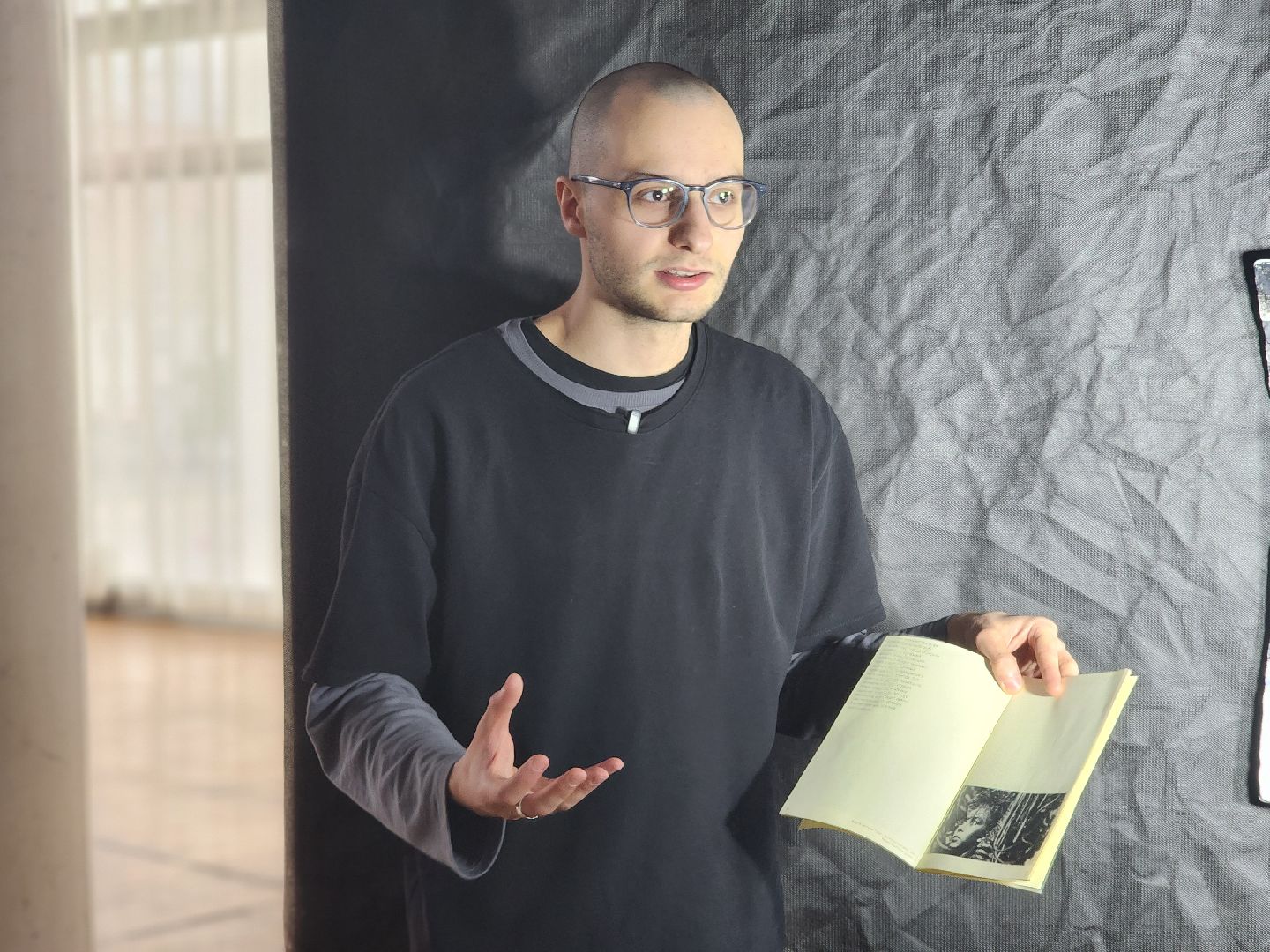 королёв, выстава в центральном дворце культуры имени калинина, выставка 6 26 в королеве, художник влад самсонов,