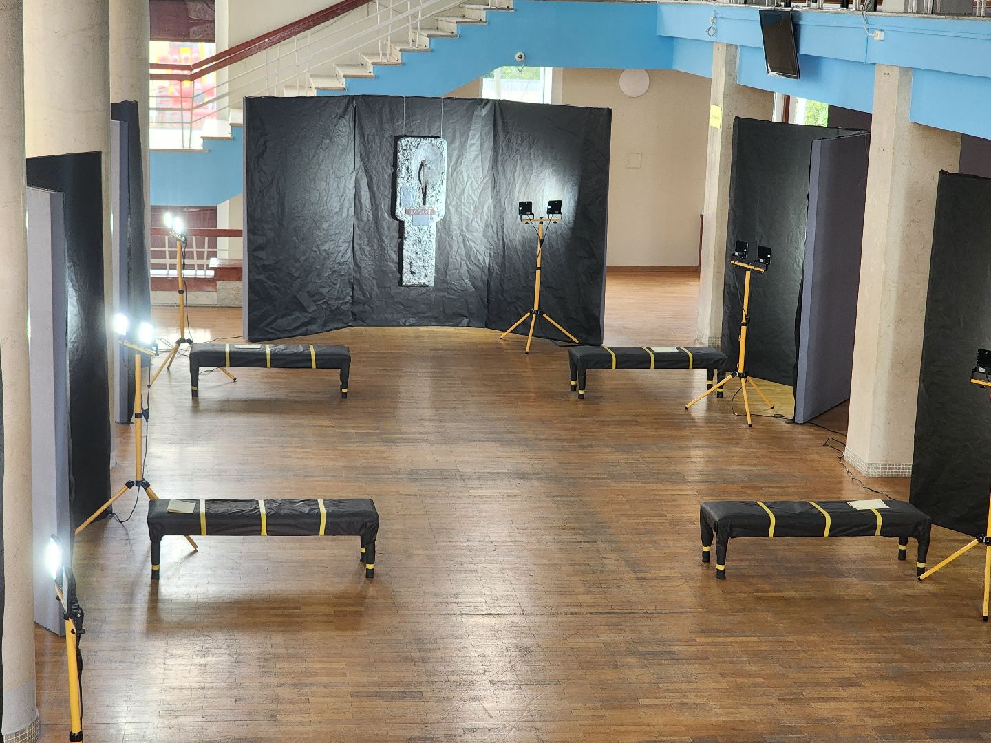 королёв, выстава в центральном дворце культуры имени калинина, выставка 6 26 в королеве, художник влад самсонов,