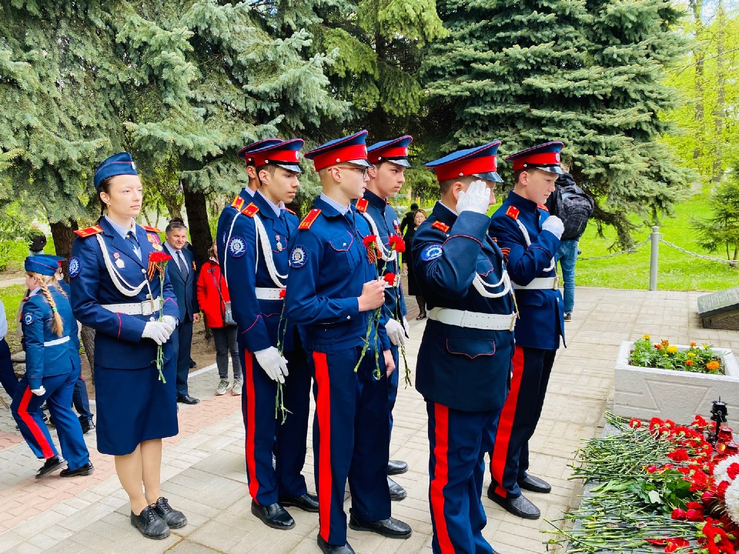 Домодедово, День Победы, 9 Мая, памятник, возложение цветов