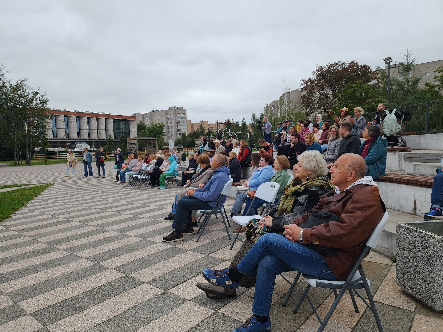 Черноголовка, бразильская самба, музыка на воздухе,