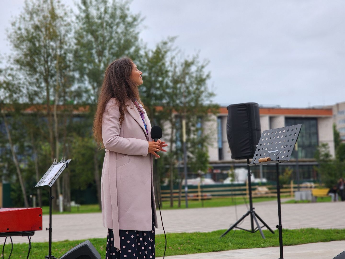 Черноголовка, бразильская самба, музыка на воздухе,