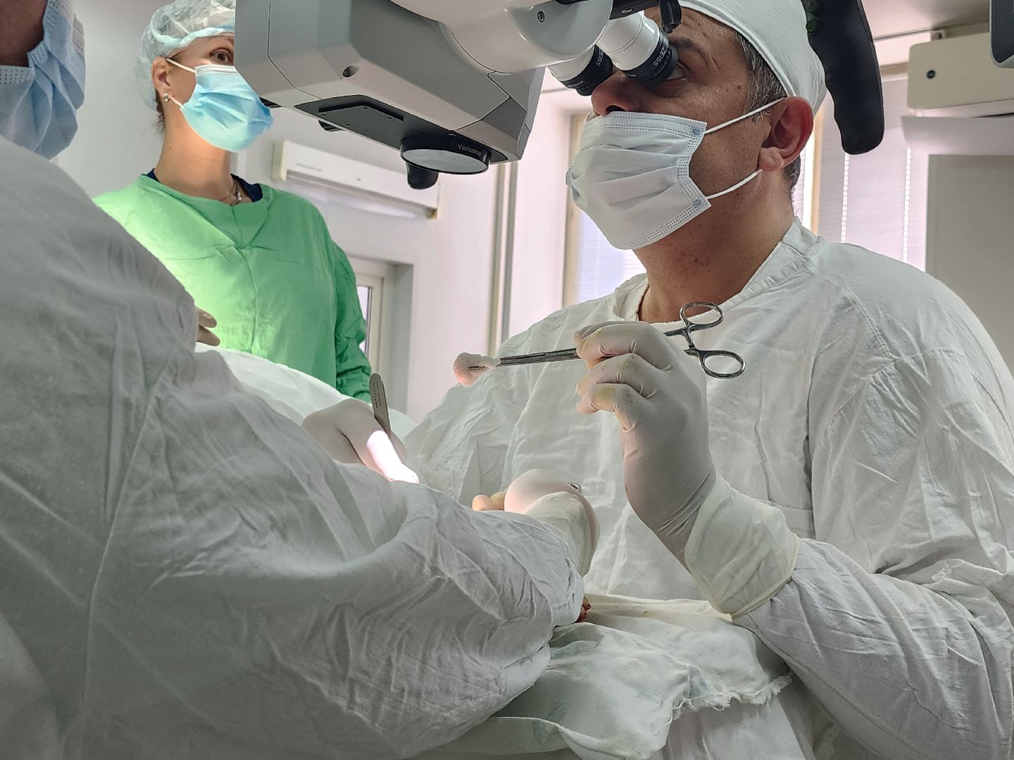 наро-фоминский городской округ, наро-фоминская областная больница, микроскоп , Травматология ,Операционный микроскоп, Здравоохранение Подмосковья ,