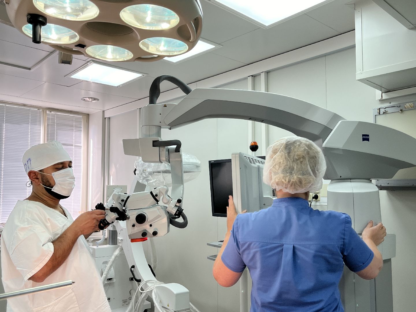 наро-фоминский городской округ, наро-фоминская областная больница, микроскоп , Травматология ,Операционный микроскоп, Здравоохранение Подмосковья ,