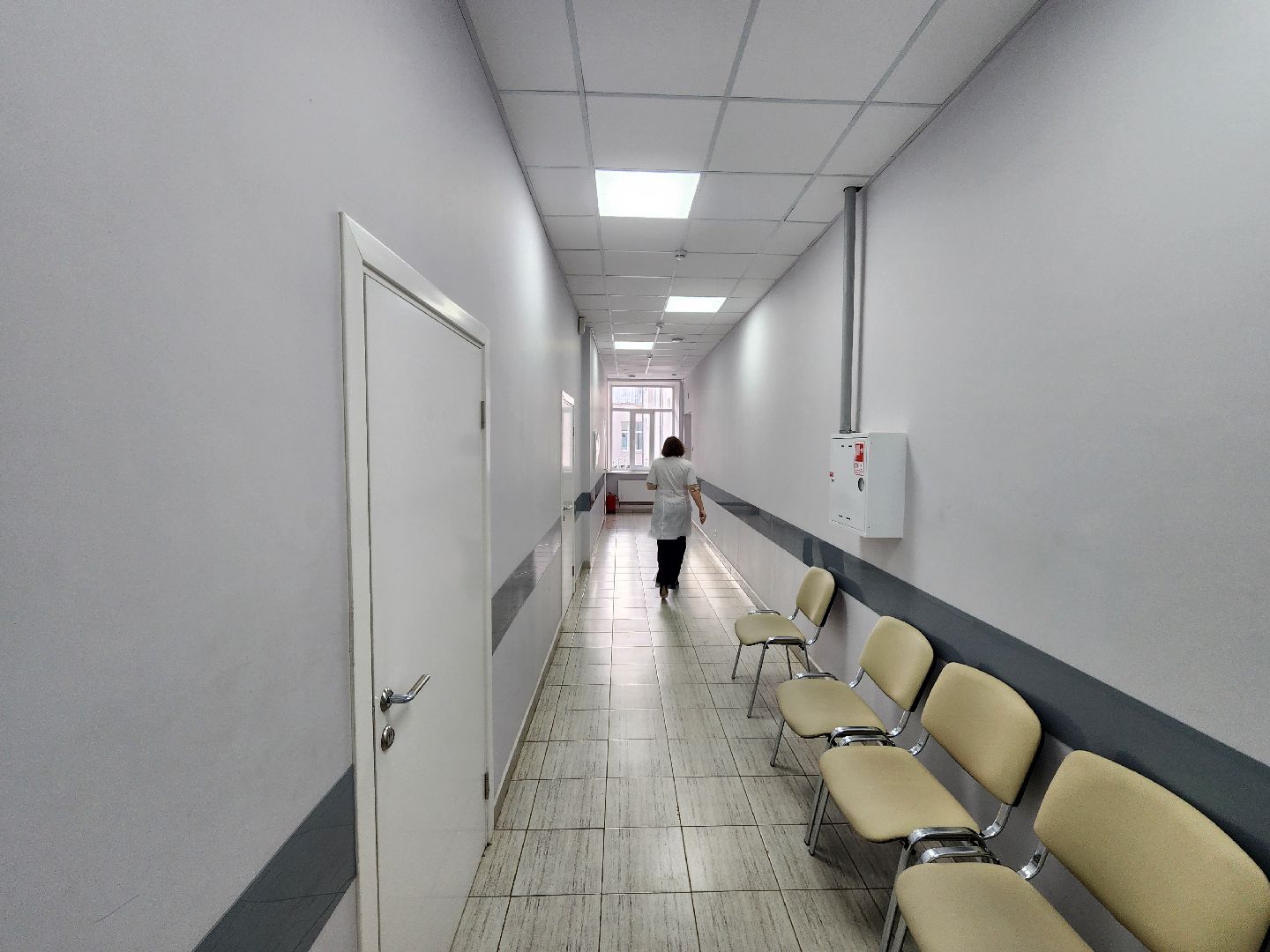 чехов, чеховская больница, главный врач андрей попов, личный прием, вопросы жителей, обращения граждан, льготные лекарства, лекарственная терапия, трудоустройство медиков, логопед, проект навстречу здоровью, диалоги о здоровье, уролог, экспресс-тестирование,  пса,