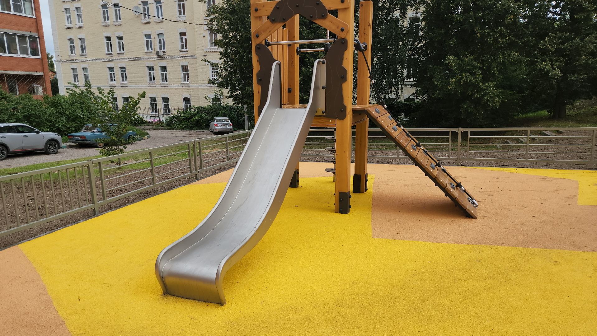 серпухов, подмосковье, новая детская площадка,