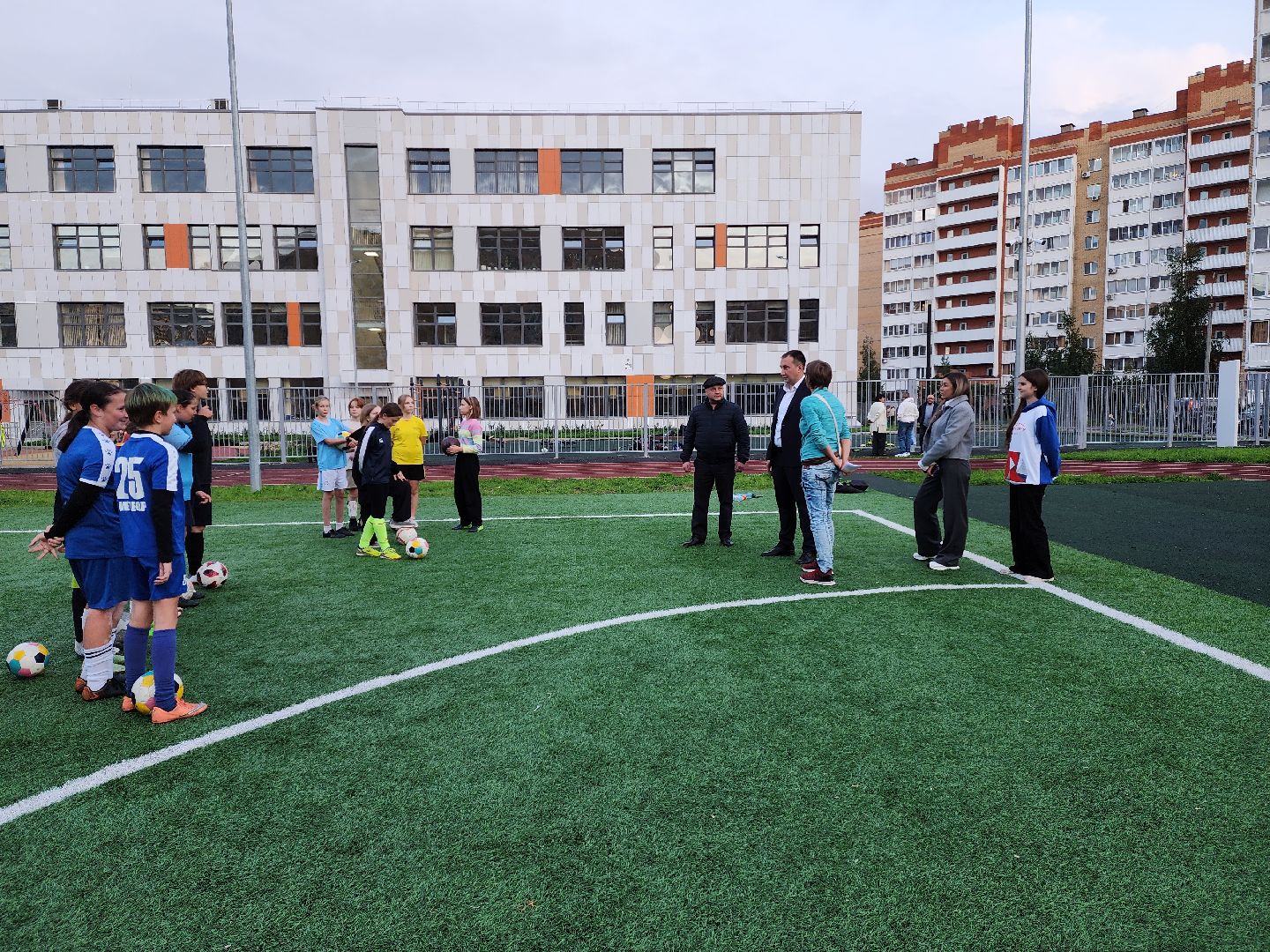 жуковский, общество, выездная администрация , встреча с жителями в школе 10,