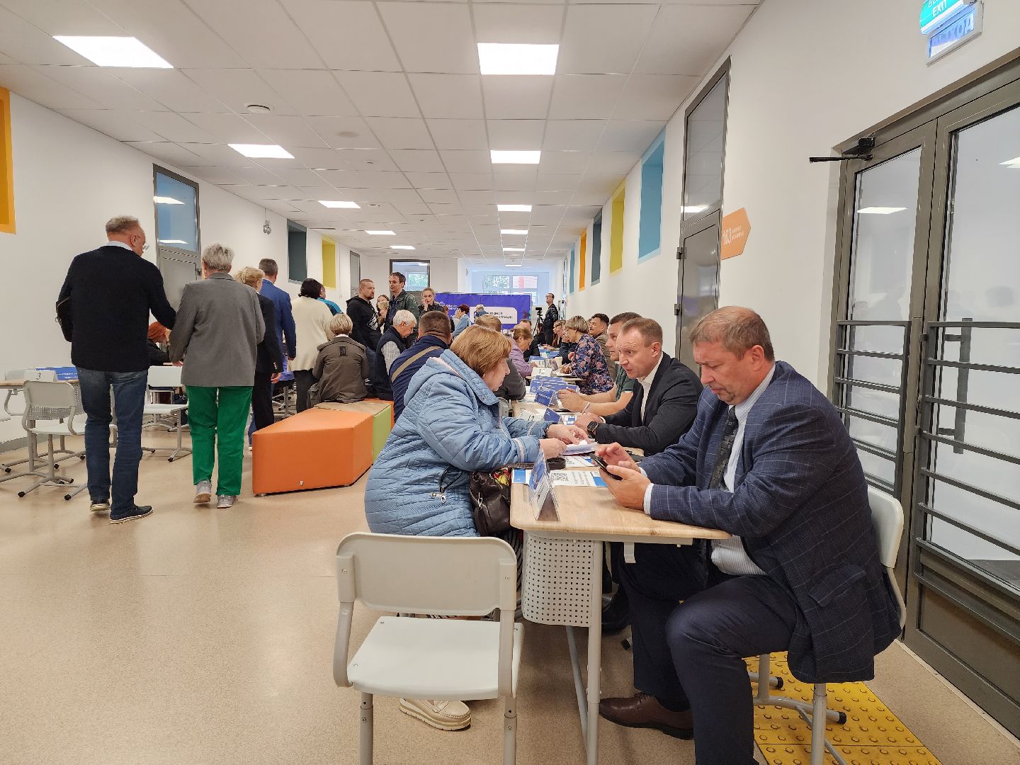 жуковский, общество, выездная администрация , встреча с жителями в школе 10,