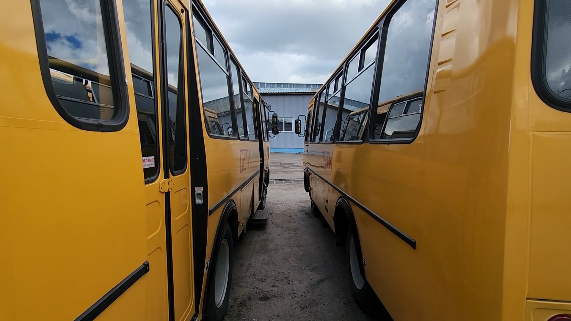 новые школьные автобусы , новые автобусы в никитской школе, перевозка детей в школу,новые автобусы на маршрутах раменского округа,