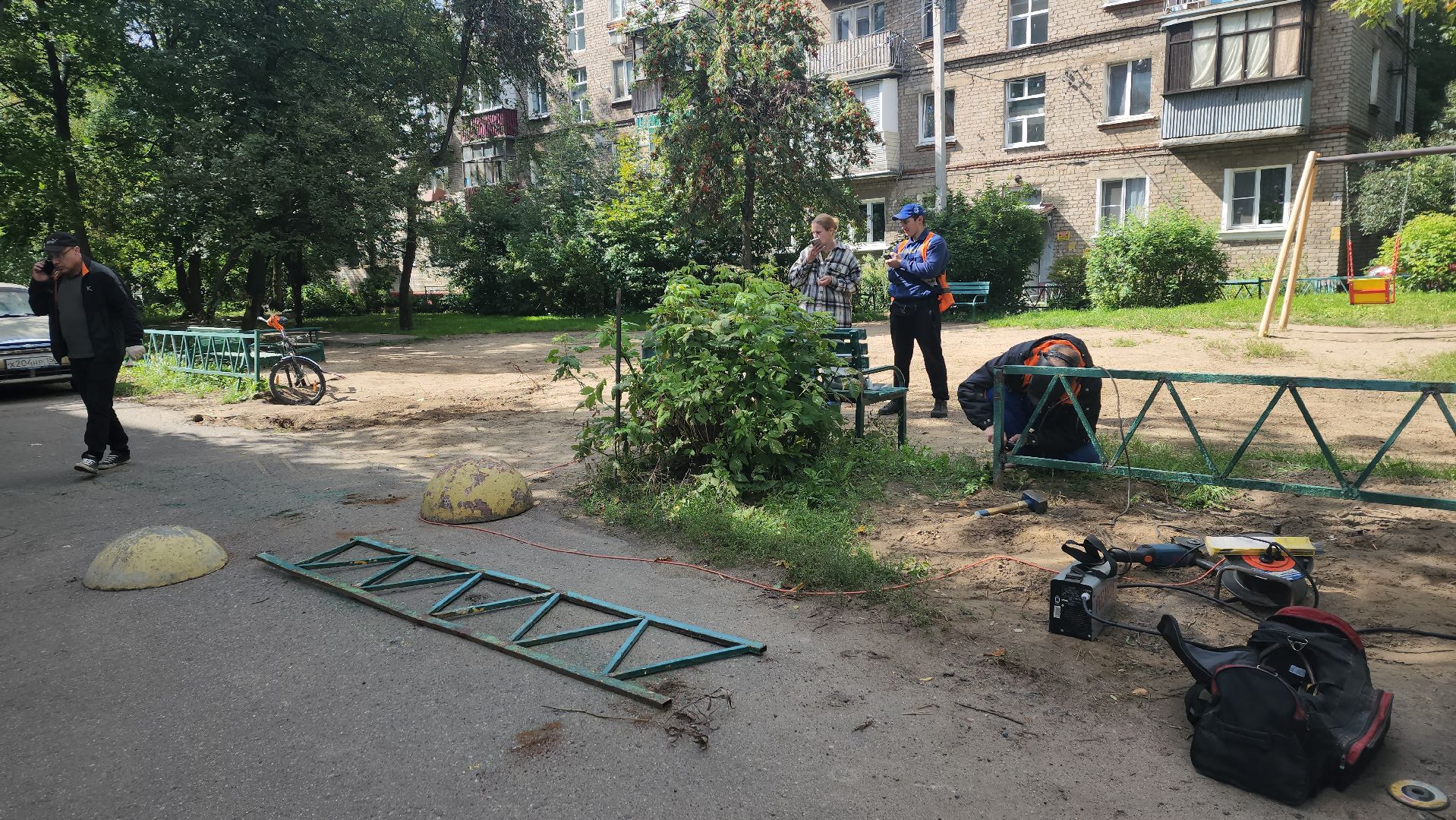 вертикалки, пушкино, коммунальная служба, уборка во дворах, ограждение,сварка,ремонт,комунальная техника,