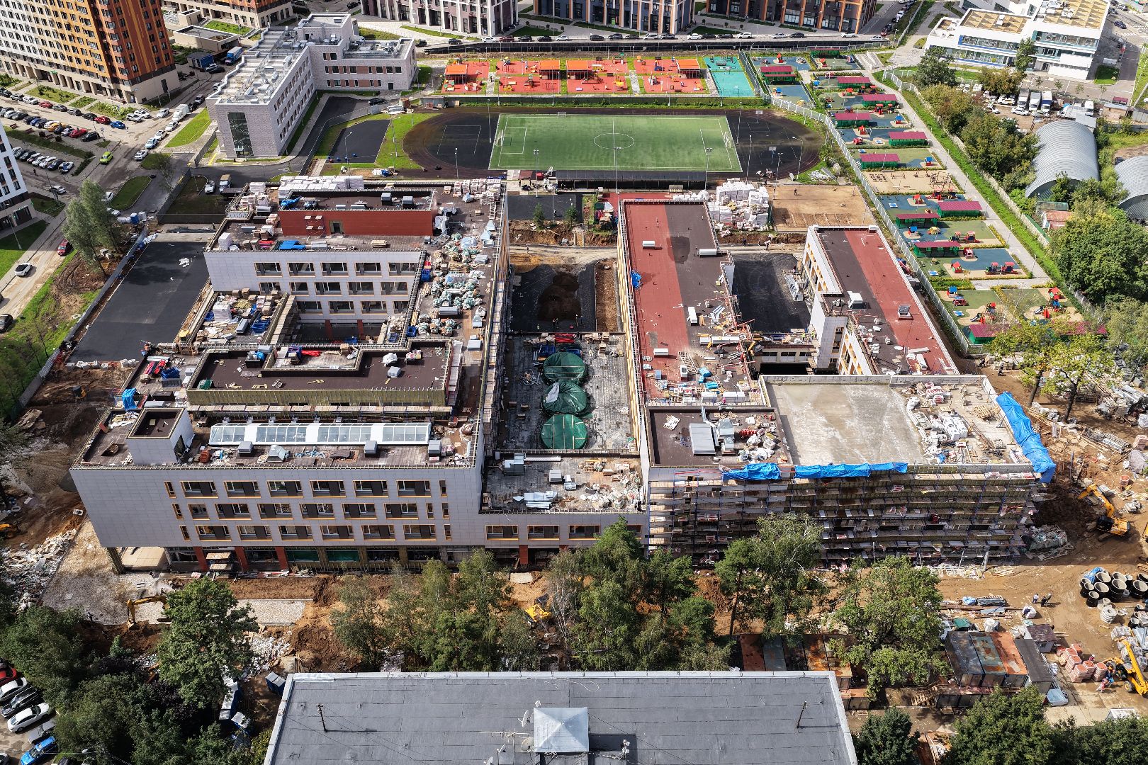 видео с коптера, пристройка к немчиновскому лицею,