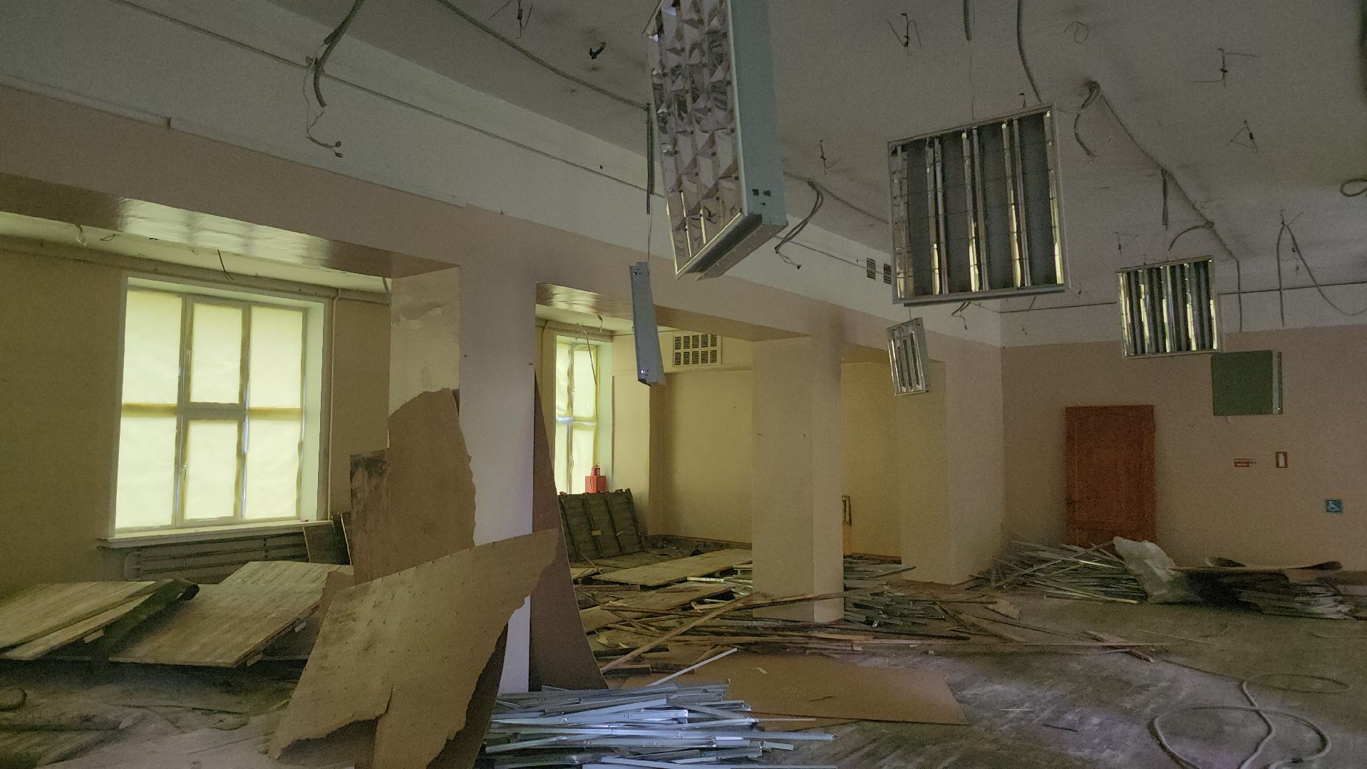 люберцы, библиотека им Есенина, ремонт библиотеки,