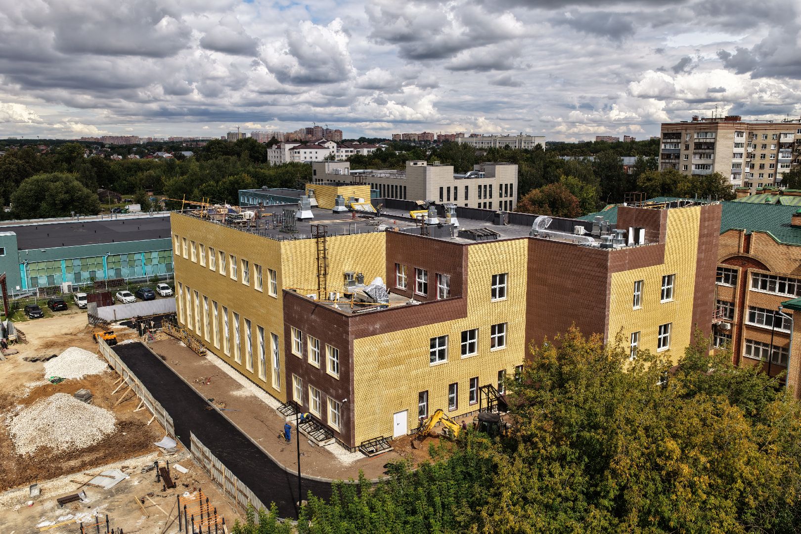 видео с коптера, школа 29 имени забродина, новый корпус школы в подольске,