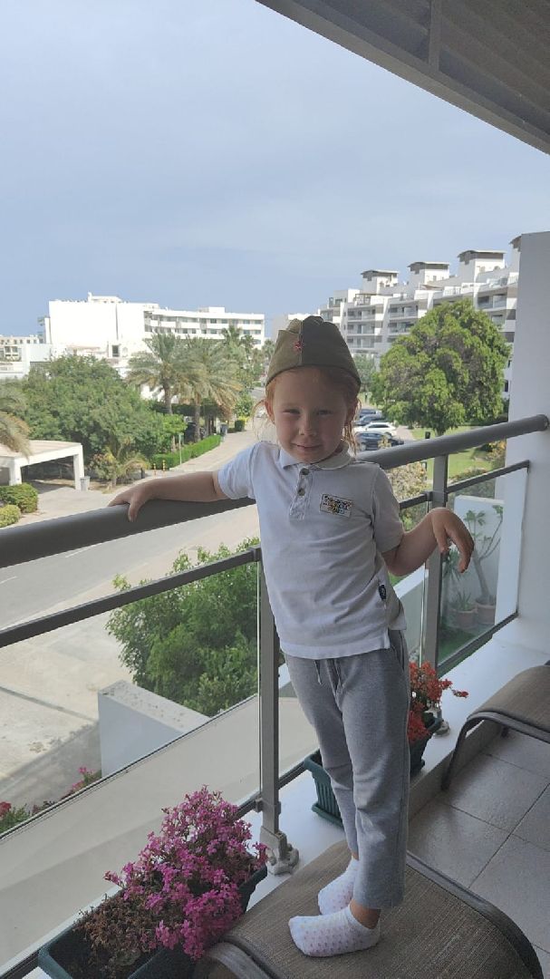 День Победы, Бахрейн, Россия