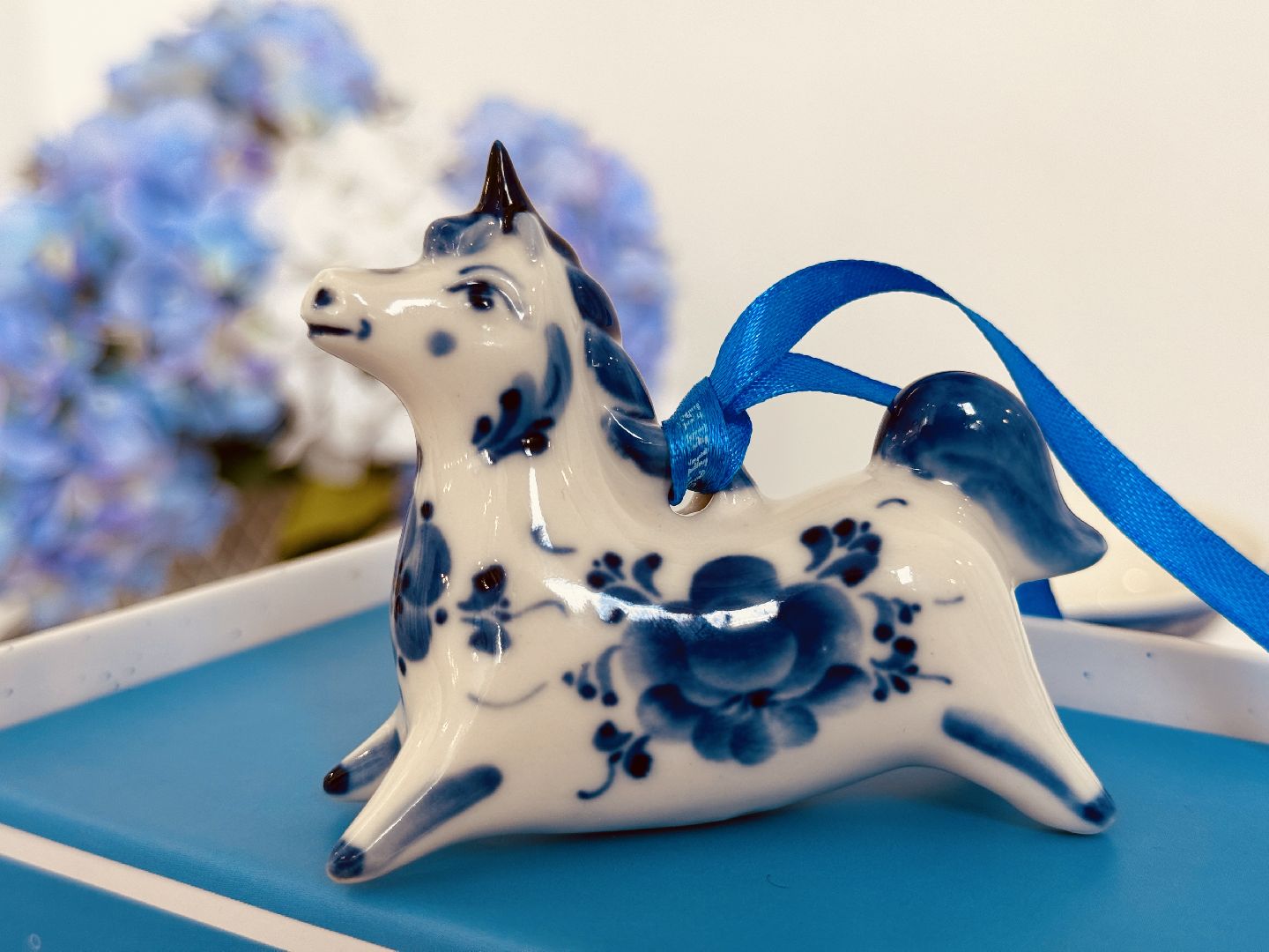 гжель, раменское,  эксклюзив, эксклюзивное изделие, ручная работа, фарфор, промысел, народный промысел,