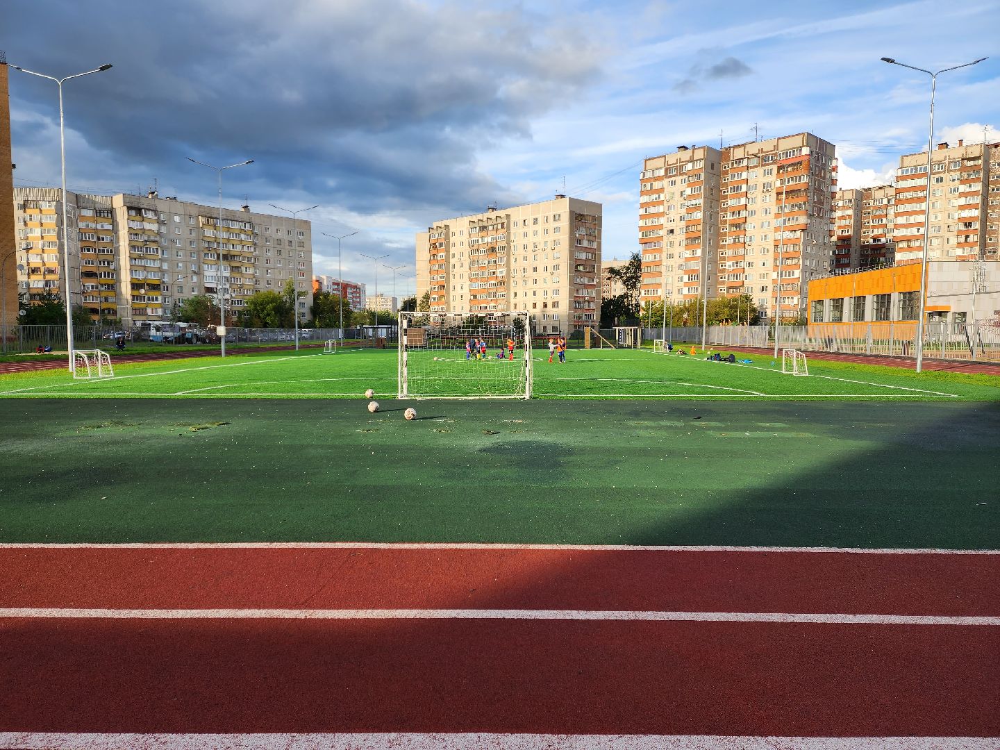 жуковский, спорт, открытый стадион, школьный стадион на улице левченко,