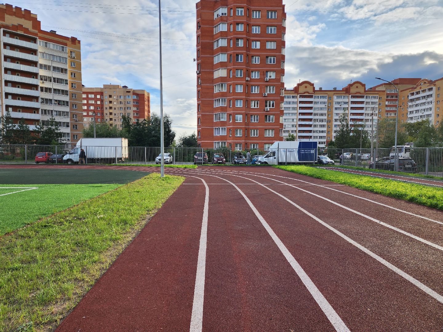 жуковский, спорт, открытый стадион, школьный стадион на улице левченко,
