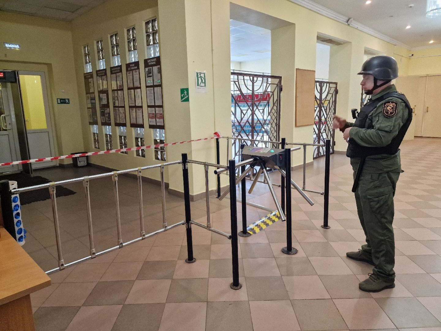 МЧС учения в школе 11 в Балашихе,