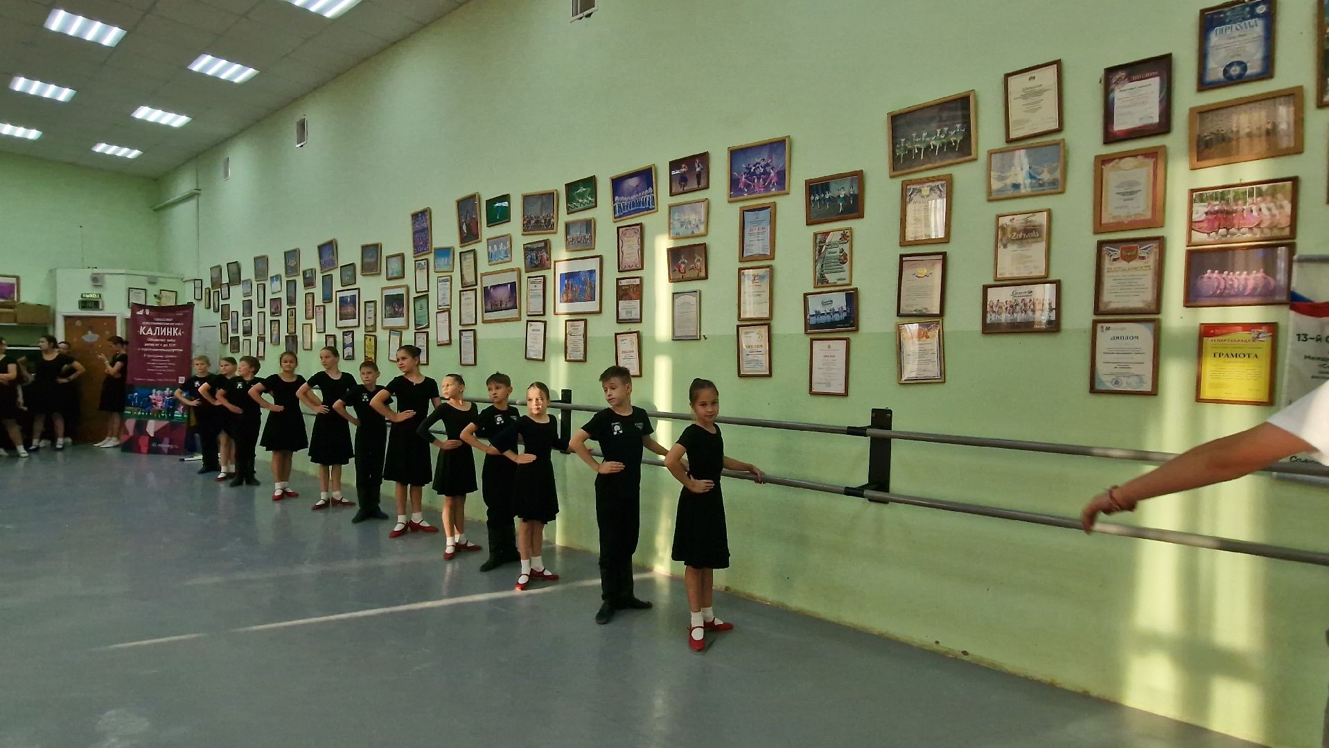 дубна, ОбразцовыйколлективКалинка, детскоетворчество,