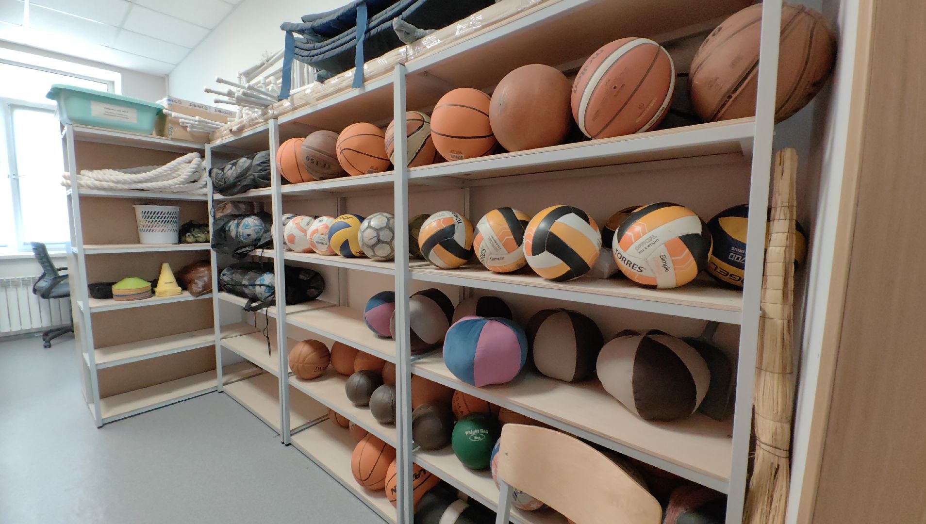 спорт, мячи, инвентарь, педагог,