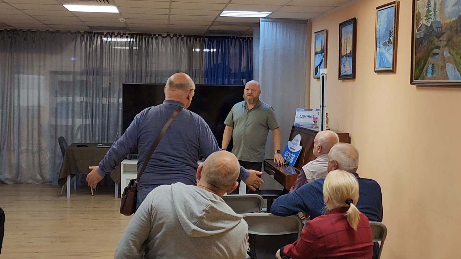 чехов, дворец спорт олимпийский, клуб активное долголетие, встреча жителей с урологом, экспресс тесты пса, скрининг, анализы крови, главврач чеховской больницы, консультации, проект навстречу здоровью,диалоги о здоровье,