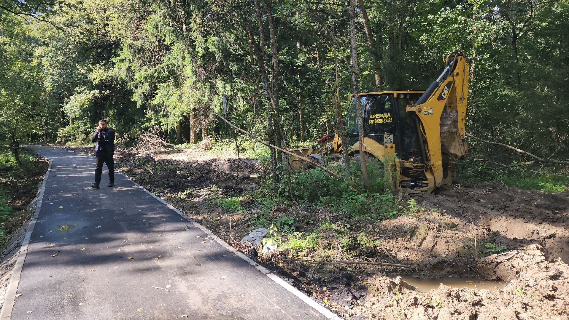 софрино, вертикалки, народная тропа, пешком в подмосковье, благоустройство, асфальтовая крошка, асфальтовое покрытие, тротуар, дорожка, деревня, станция,