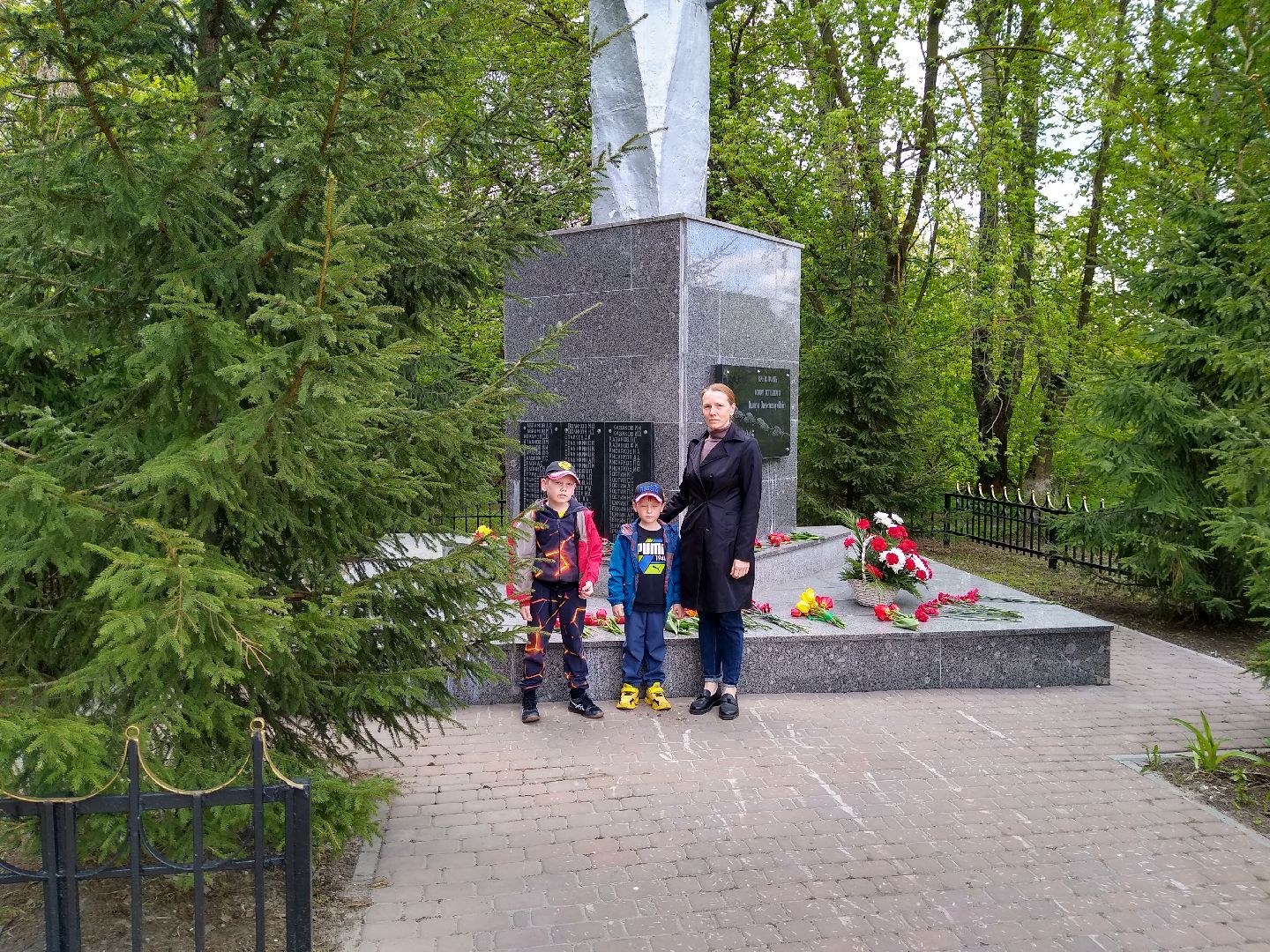 Раменское, День Победы, возложение цветов