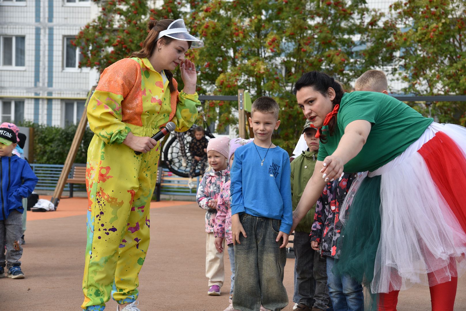 лотошино, благоустройство, формирование комфортной городской среды, детская площадка,