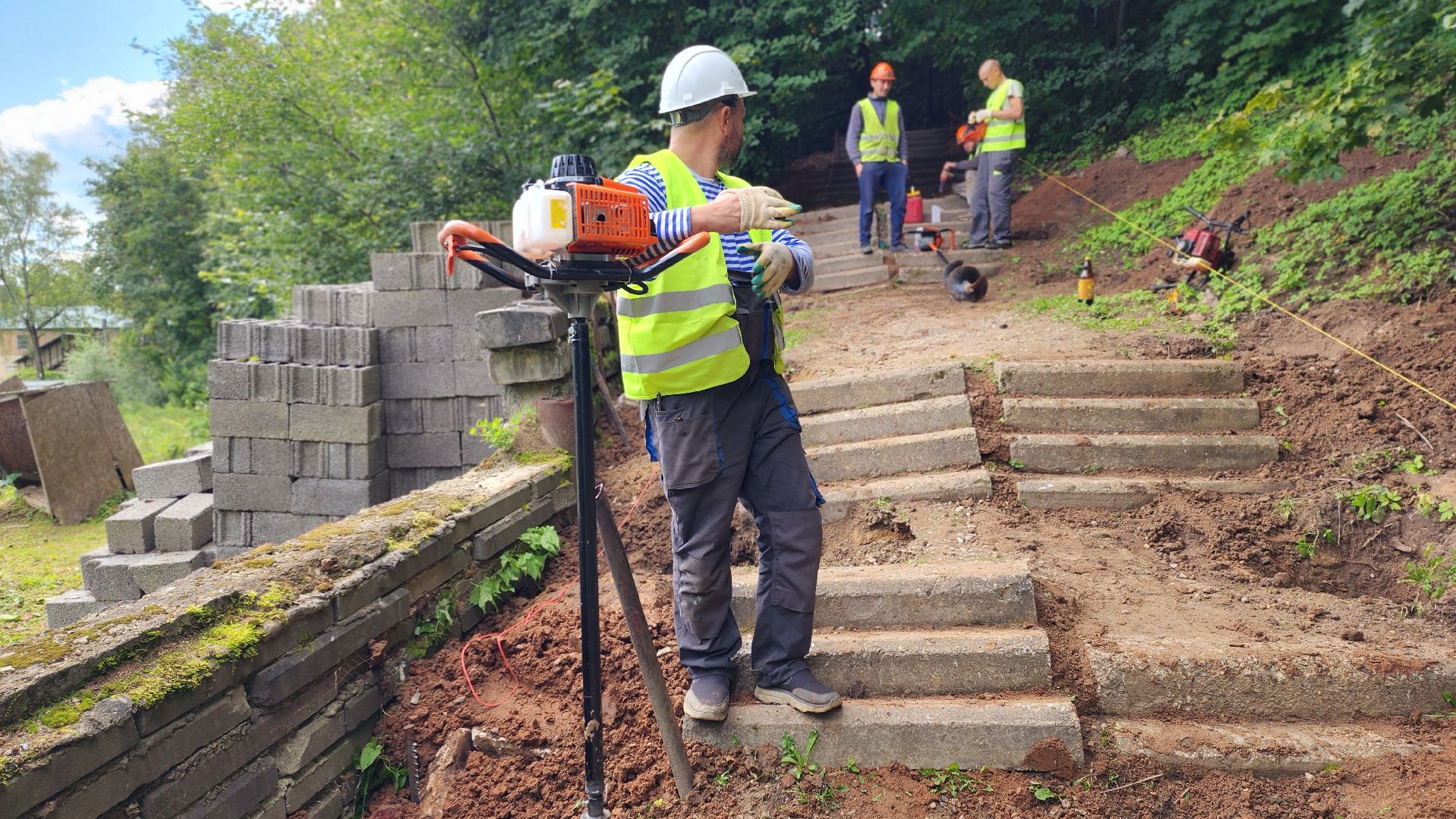 руза, парк городок, ремонт лестницы , благоустройство,