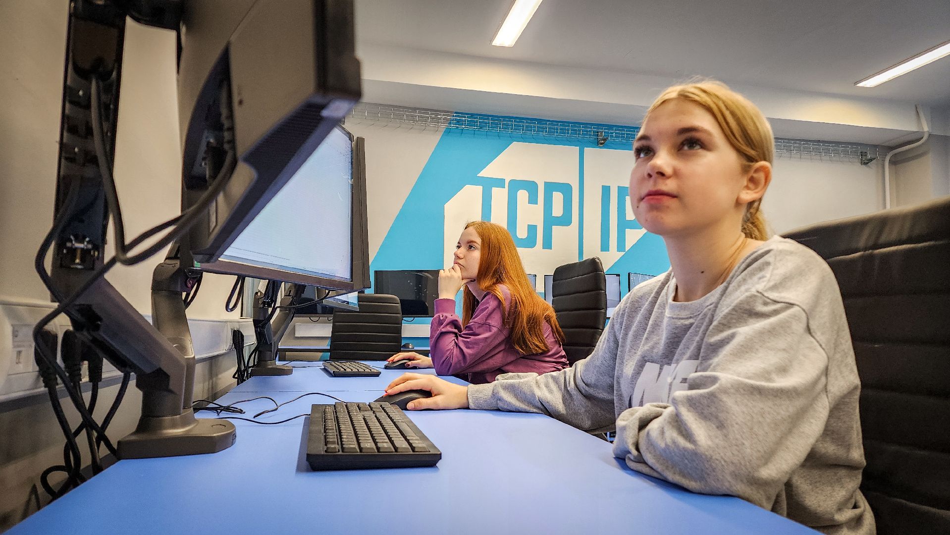 бронницы, автомобильно-дорожный колледж в бронницах, новый компьютерный класс в колледже, it обучение в бронницах , новое оборудование в колледже бронниц,