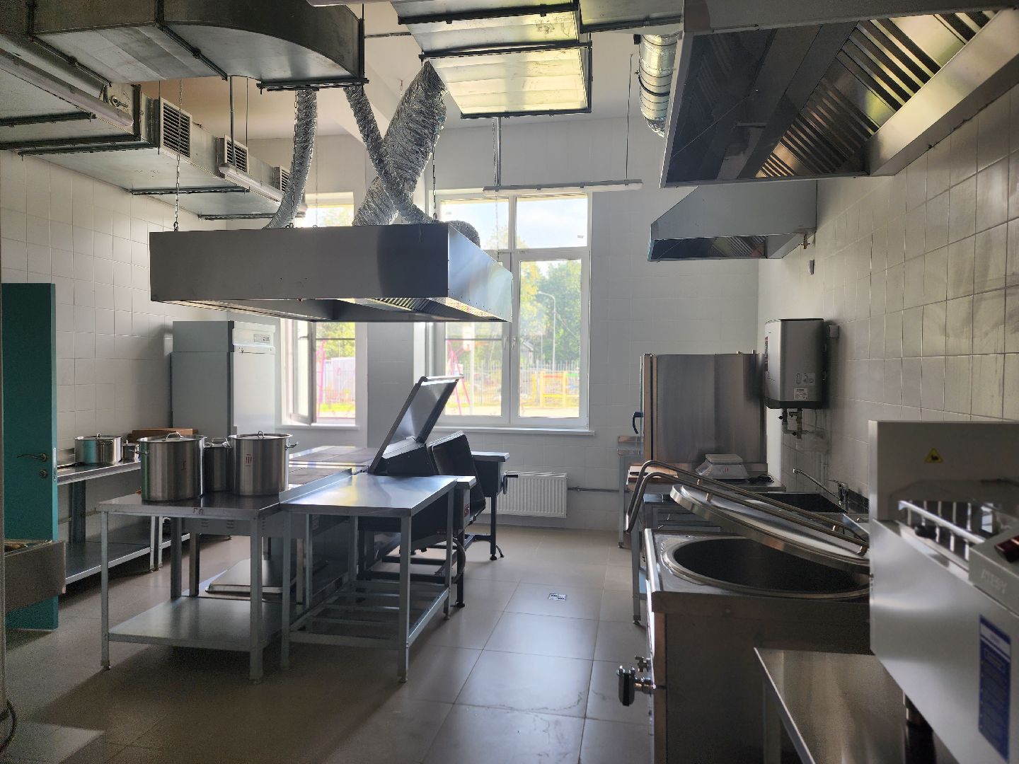 королёв, новый детский сад лесная сказка, королев жк театральный парк,  королев новый детский сад на 107 мест,