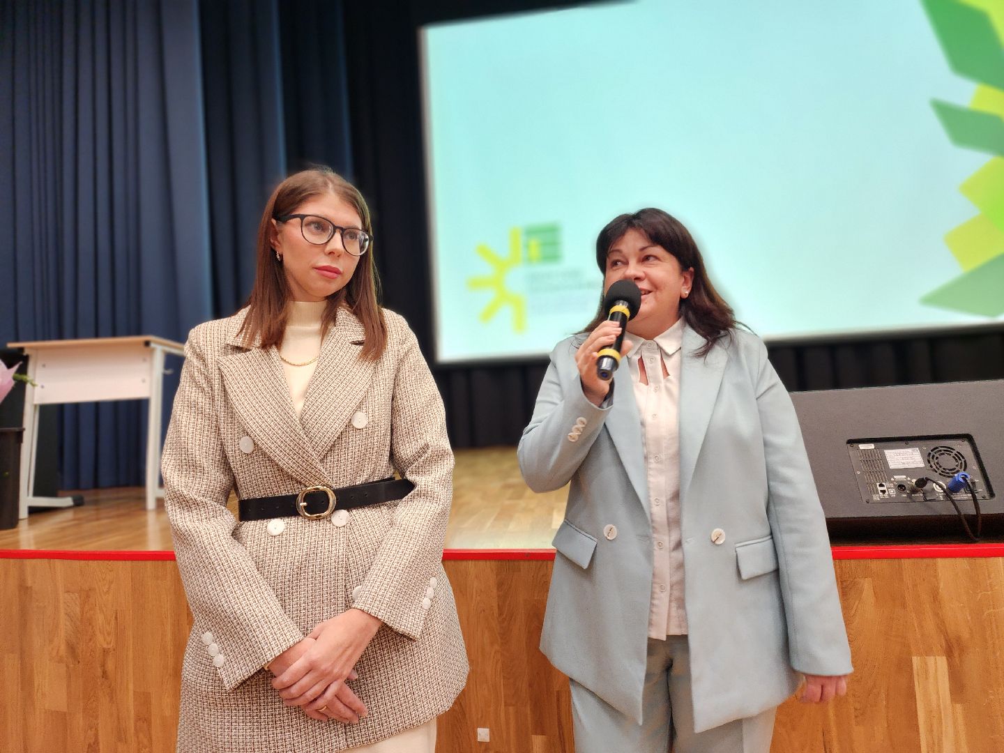 Черноголовка, Образование, августовская конференция,